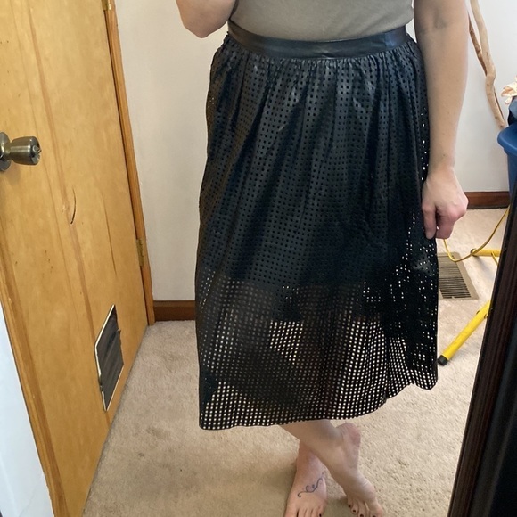 Piperlime Vegan Black Leather Laser Cut Midi Skirt - Picture 9 of 12